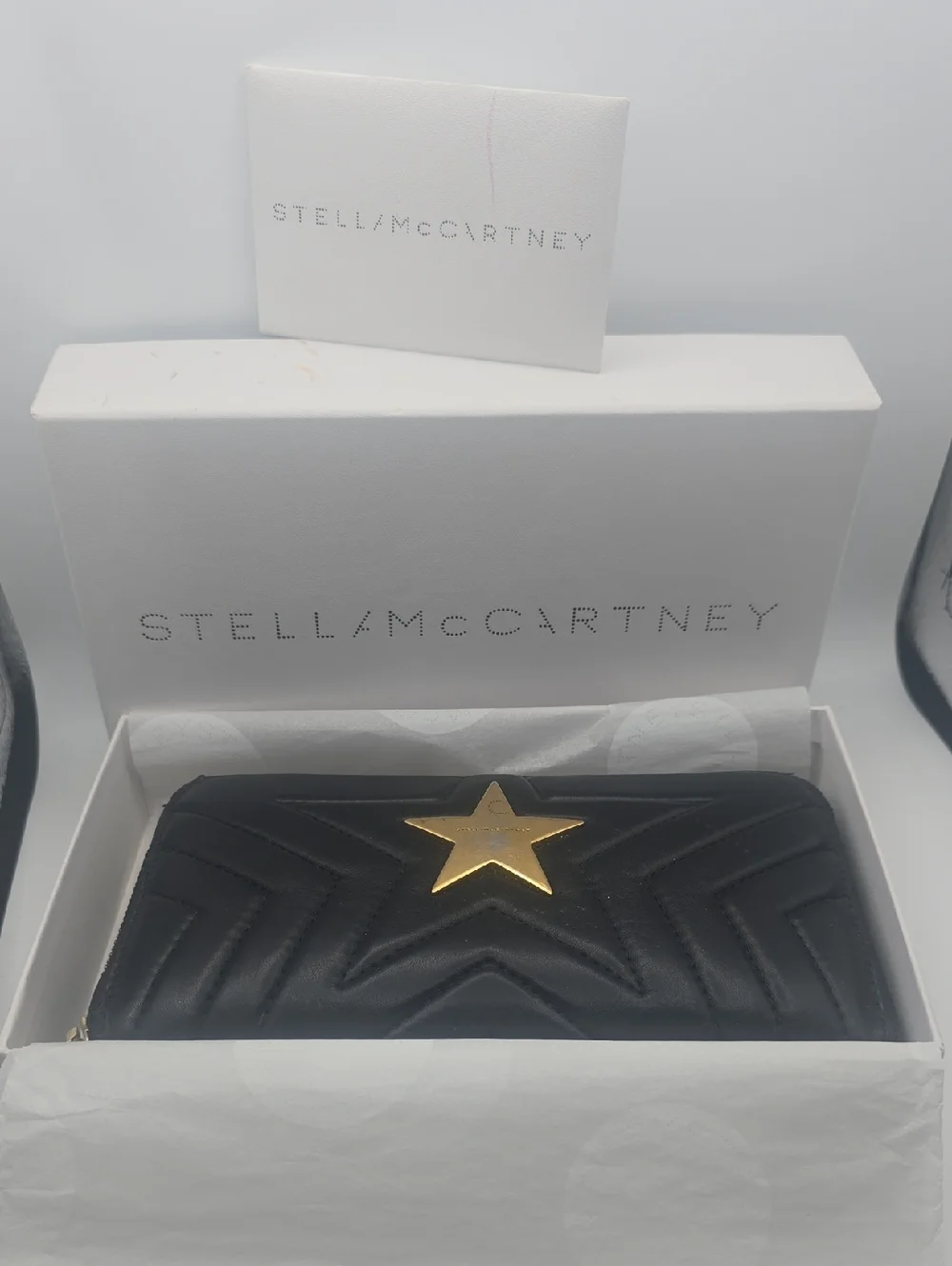 Stella McCartney Black Quilted Long Zip Wallet W/ Gold Star Accent (GOOD/FAIR)🌟